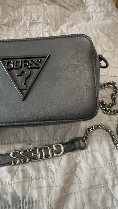 Сумка через плече guess