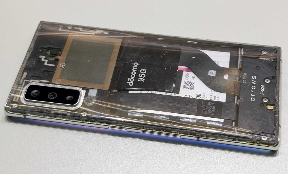 Fujitsy Arrows NX9 (F52) 128GB Made in Japan телефон