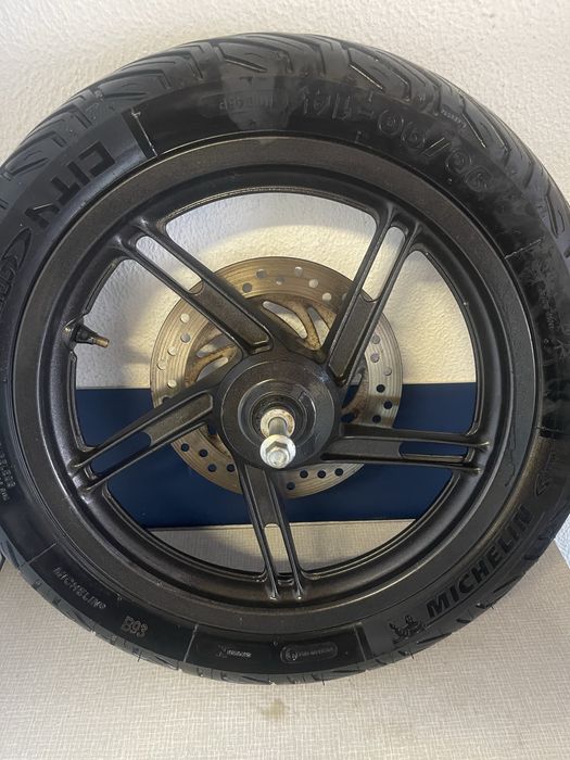Roda honda pcx 125