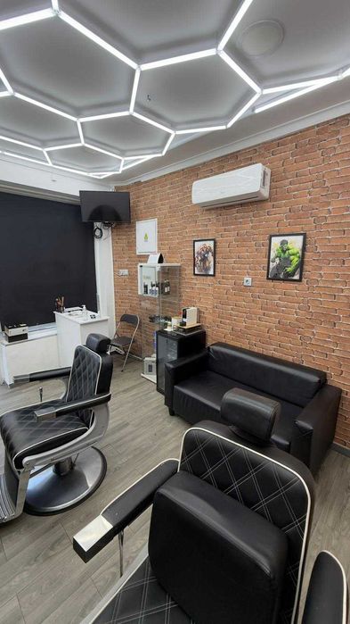 Trespasse de Barbearia em Amora