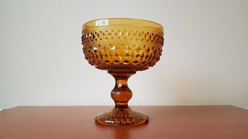 Cukiernica Romby i Guziczki (nr 3), Ząbkowice, kolorowe szkło PRL