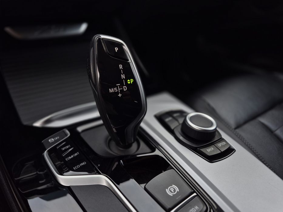 BMW X3 - 2020 | GARANTIA | 18d sDrive AUTO