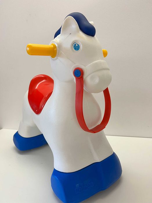 Cavalo andante Chicco - criança