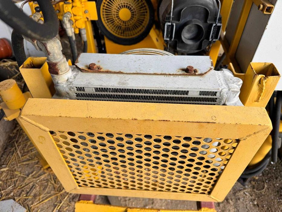 wiertnica hydrauliczna Wiercenie Studnie  SEDIDRILL 200 DO 100 m