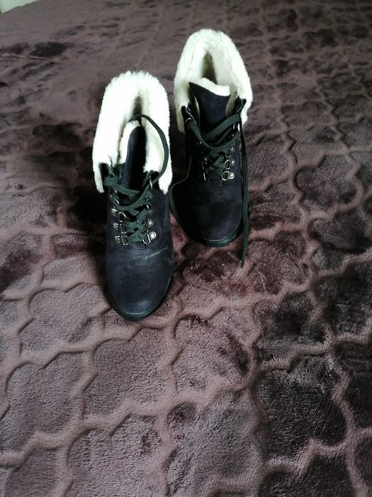 Ботинки на каблучке