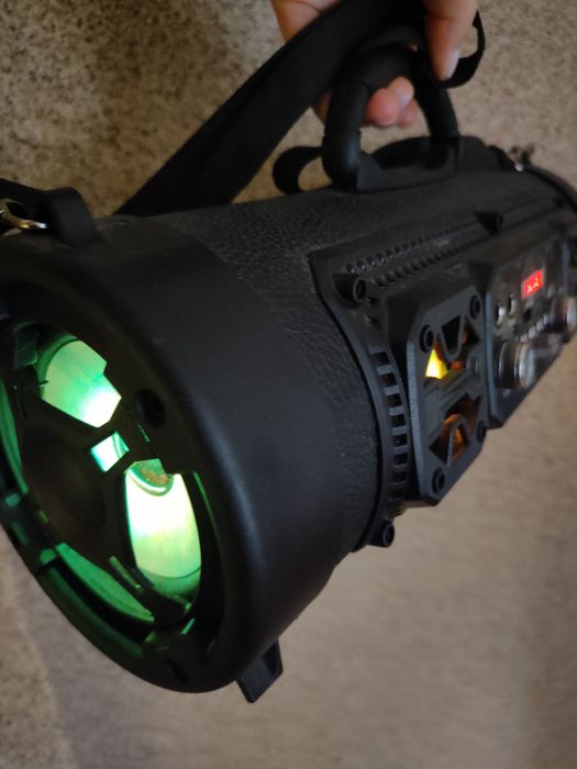 Boombox CH-M17 głośnik przenośny bezprzewodowy radio USB  kolory Bluetooth