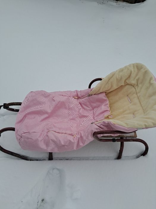 Sanki  z ocieplaczem dla dzieci