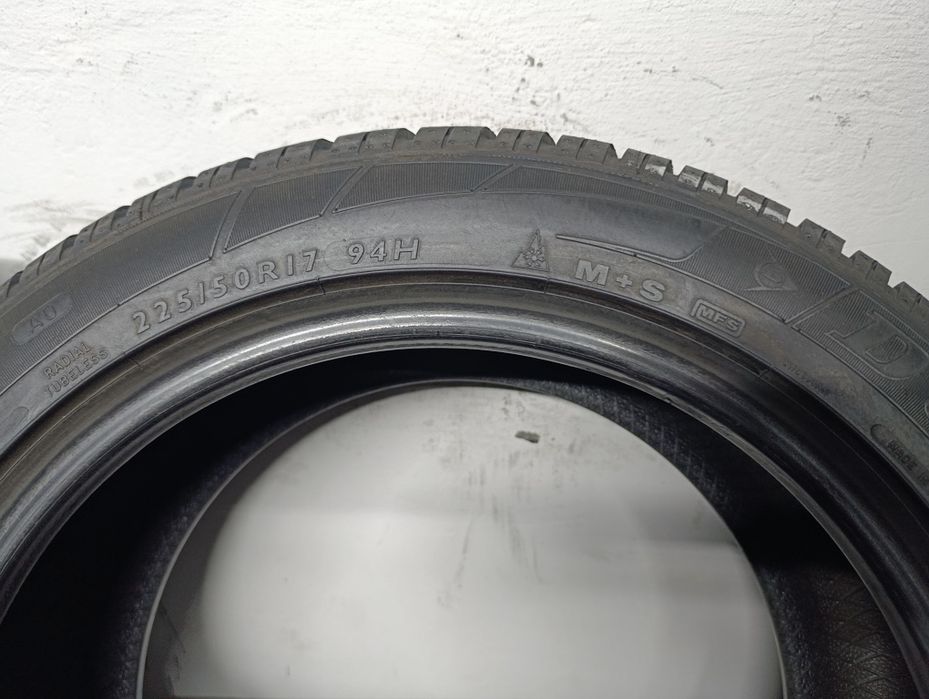 Шини резина 225*50 R17 Dunlop Germany