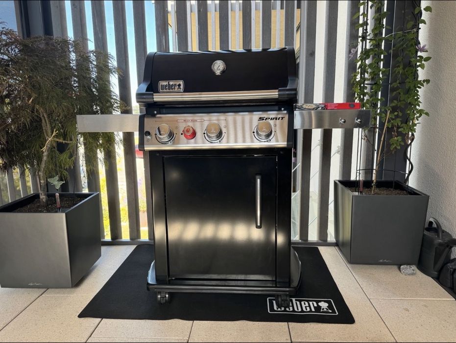 Газовий гриль Weber Spirit E-325 GBS Sear Zone