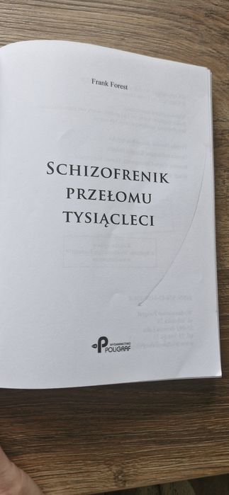 Schizofrenik przełomu tysiącleci, Frank Forest