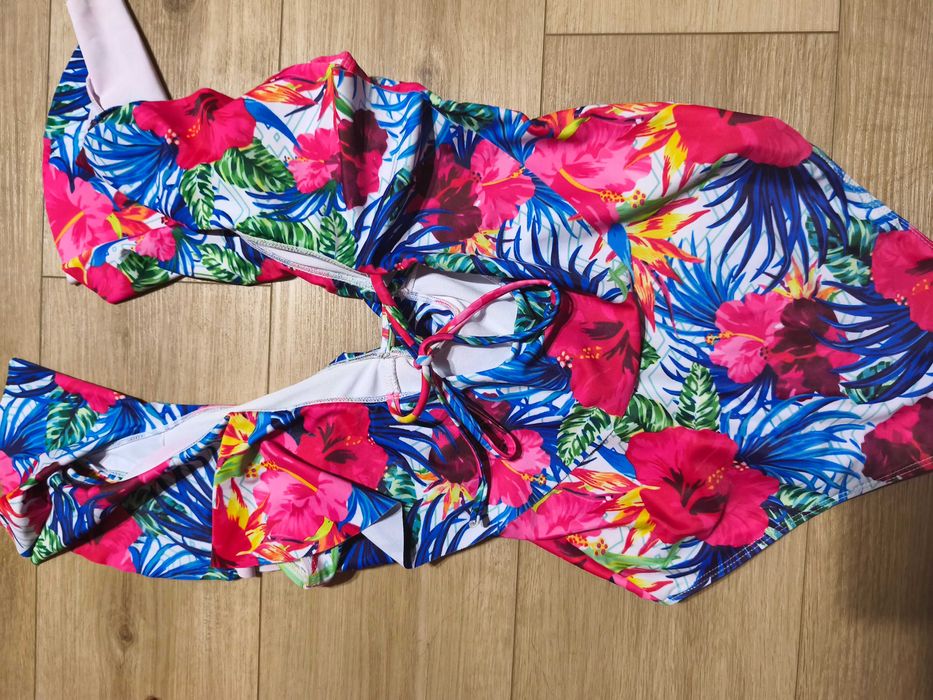 kostium stroj kapielowy