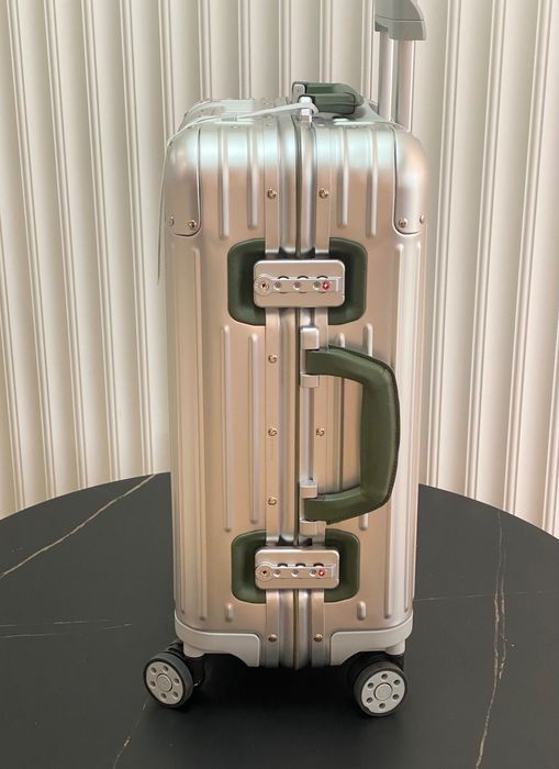 Валіза Rimowa Twist  olive алюмінієва ручна поклажа /чемодан алюминиевый для ручной клади