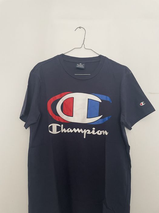 Tshirt Champion como nova