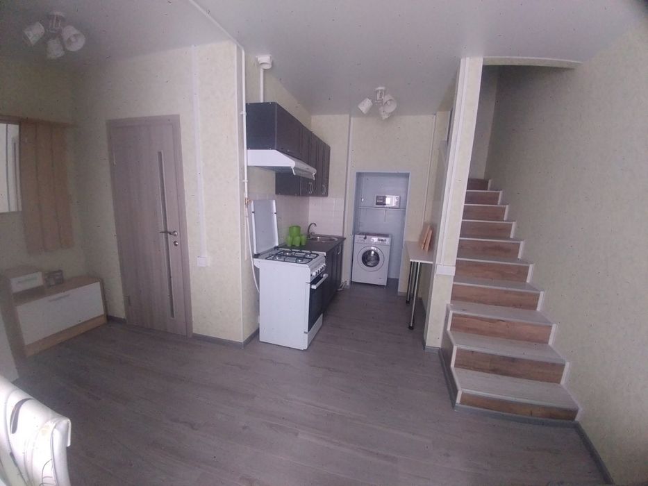 Сдам 2 дома Вузовский 2 к + кухня студия+ 1 к + кухня студия,газ котёл! Можно с животными!