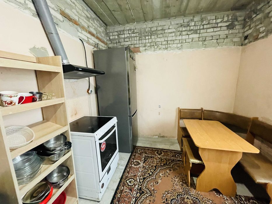 Продаж  окремого будинку+ магазин  в класній локаціі Солонка! Львів