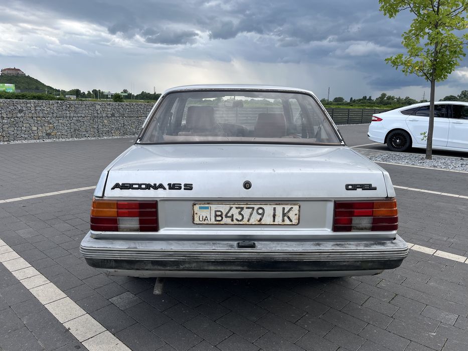 Opel Ascona  1.6