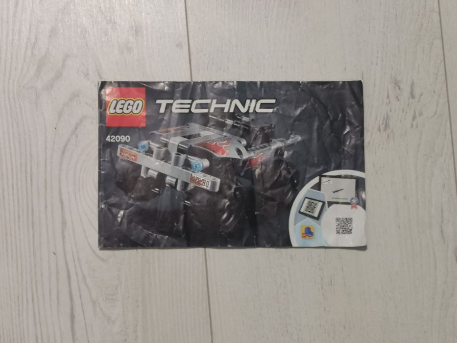 Zestaw LEGO® Technic 42090 Monster truck złoczyńców