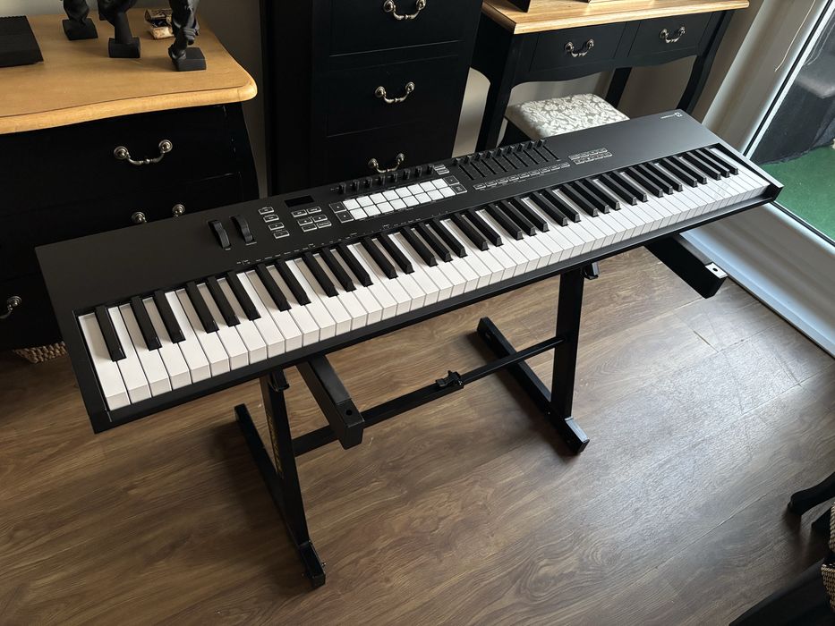 Novation Launchkey 88 MK3
