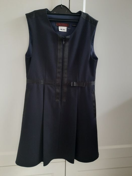 Сарафан і піджак 128р. для школи Dresdner у відм. стані