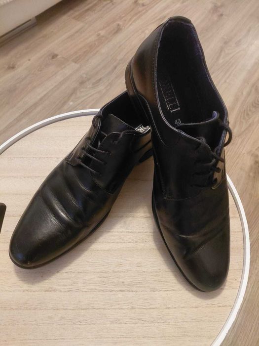 Buty galowe męskie
