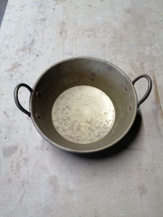 Panela em cobre para decoração