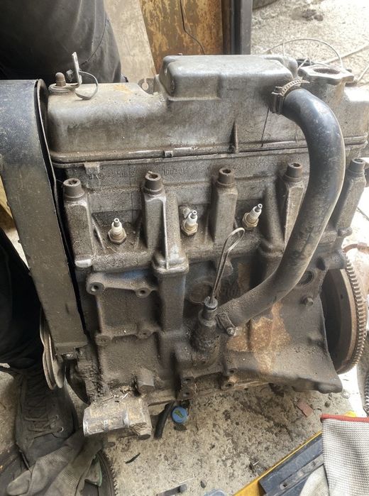 Продам двигун (мотор) ваз 2109