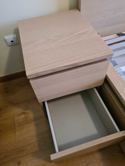 Cama MALM IKEA 160x200cm com Estrado, 4 Gavetas e 2 Mesa de cabeceiras