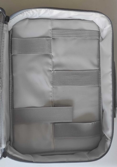 Mala Transporte Cinzenta -Nintendo Switch