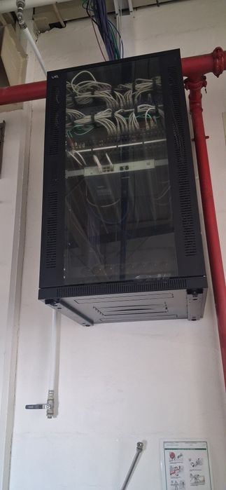 IT Rack468305774851532800