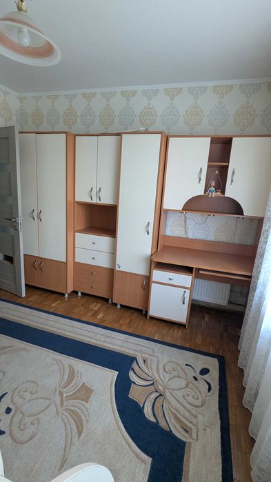 Оренда трикімнатної Дарницький район, вул. Григоренко, 11А