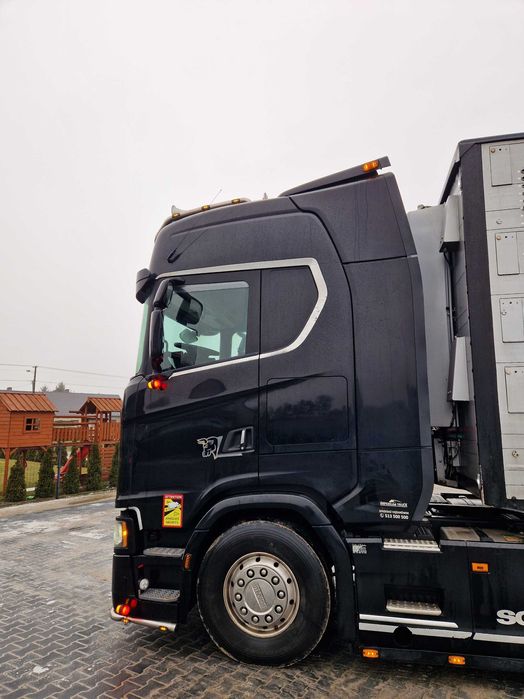 Scanie S580 V8 2017r automat, cała na poduszkach