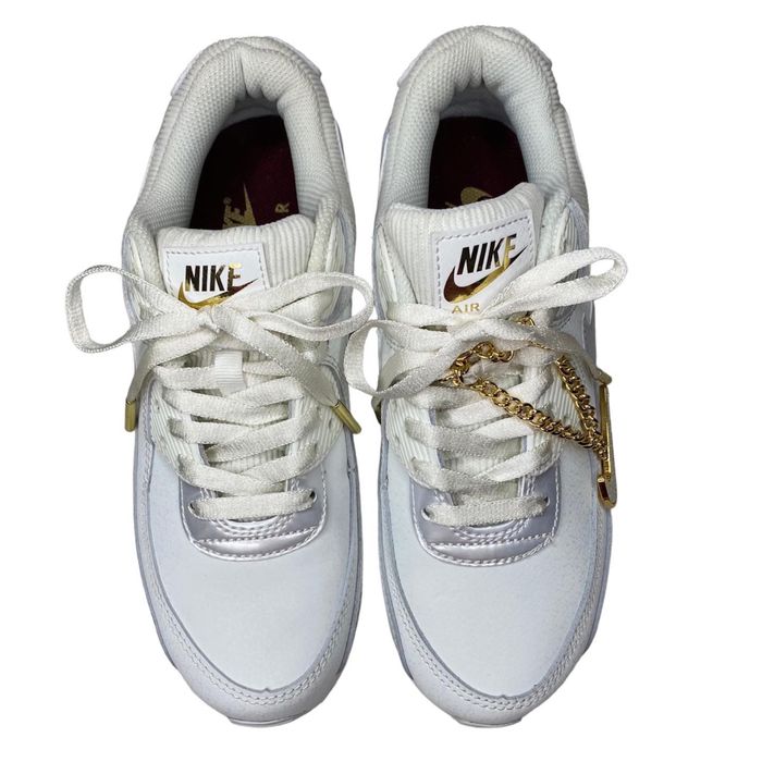 Кроссовки Nike Air Max 90.