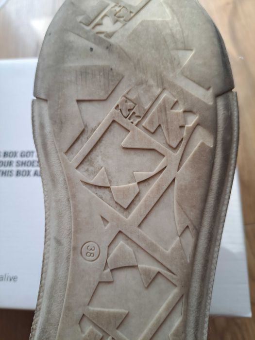 Damskie sneakersy Kazar
