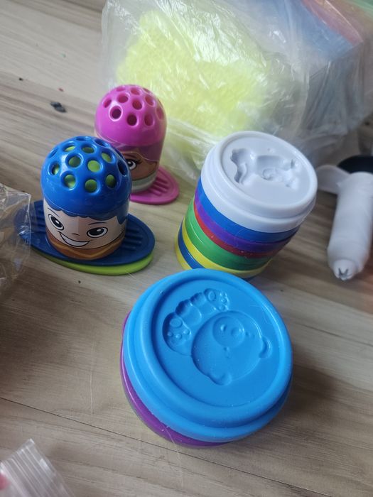 Duży zestaw do ciastoliny - PlayDoh, Smiki i inne