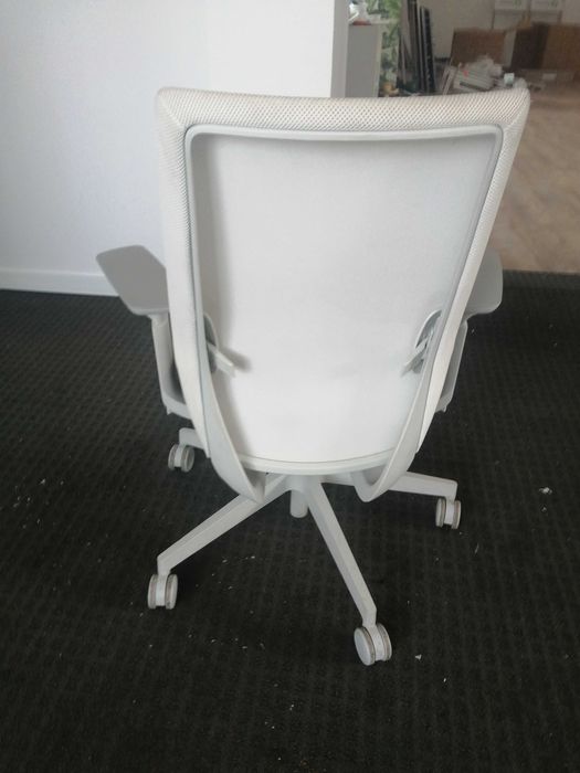 Fotel Biurowy Obrotowy Light Up ProfiM