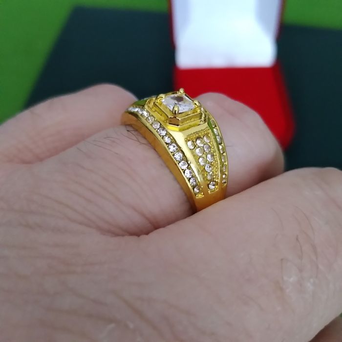 Sygnet męski z cyrkoniami