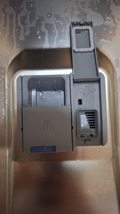 Máquina de Lavar Loiça como nova