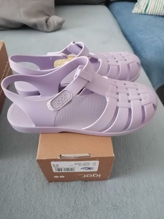 Sandálias Igor novas n33