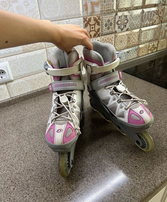 Ролики 32-37 розмір Rollerblade