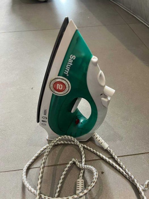 Продам б/у праски UP, Saturn, Braun