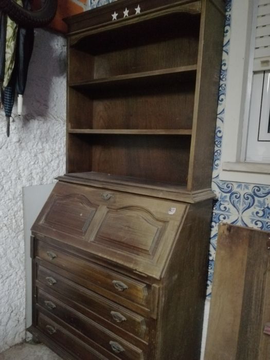 Escravaninha de madeira