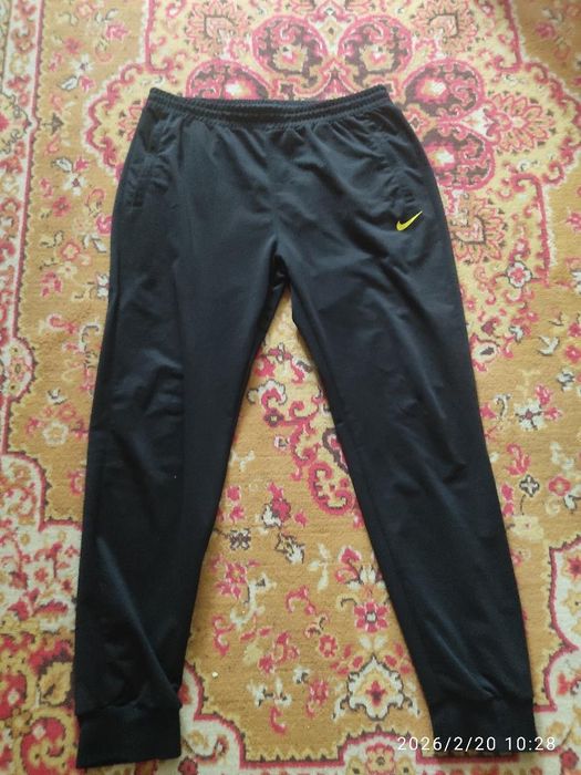 Чоловічий спортивний костюм Nike Yellow/Black — Ідеальний стан!