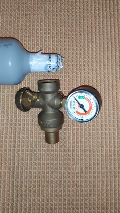 Garrafa de CO2 SERA + redutor + suporte