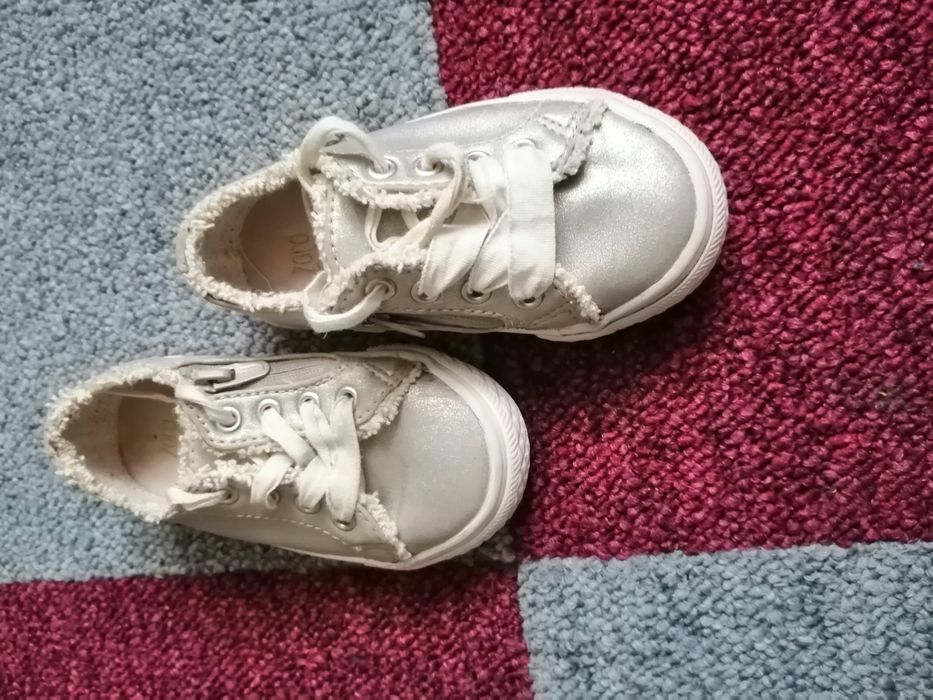 Buciki dla dziewczynki