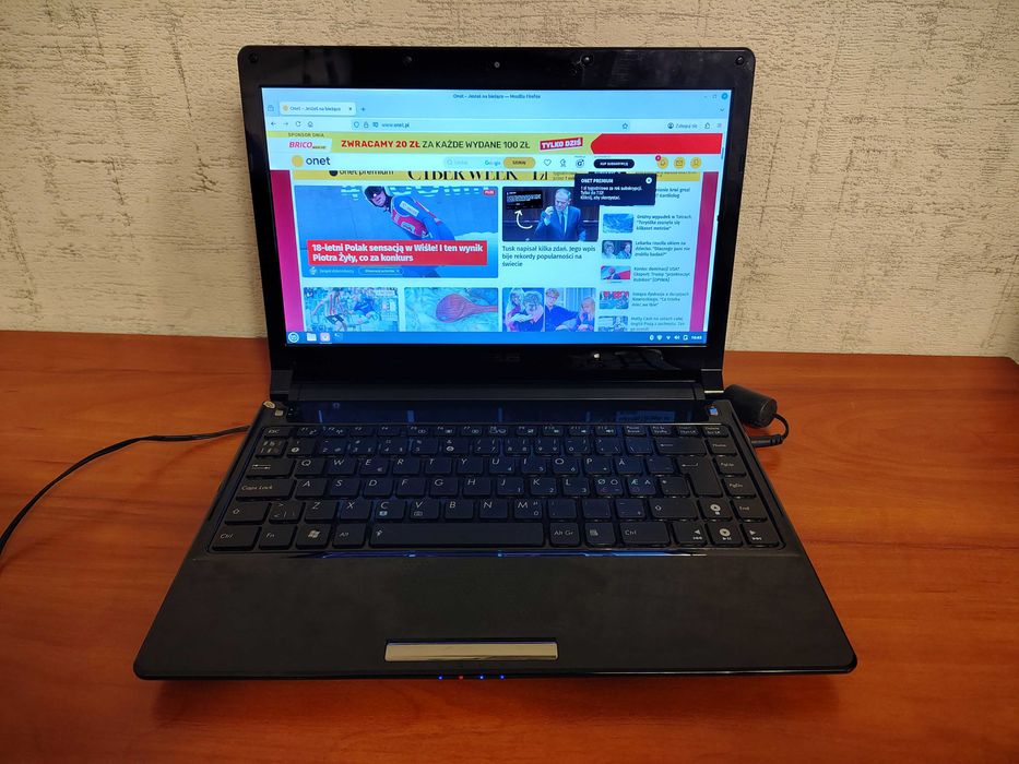 ASUS UL30VT 13.3'' C2D SU7300 4GB DDR3 500GB HDD