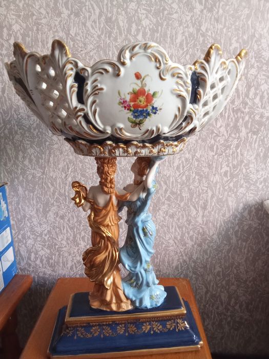 Статуэтка фруктовница оригинал