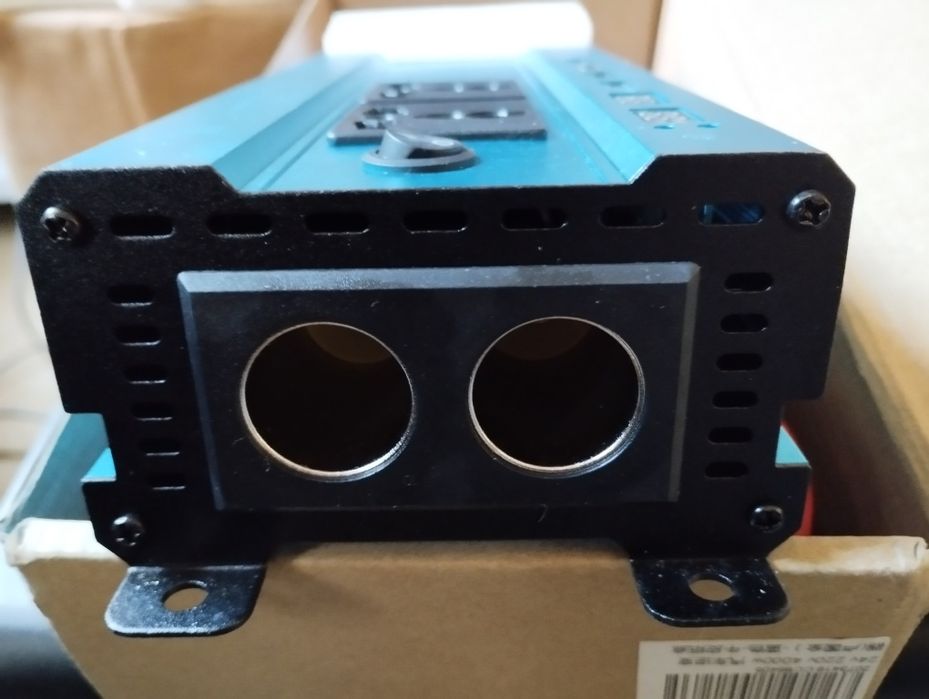 12V and 24V Inverter64738825316226121