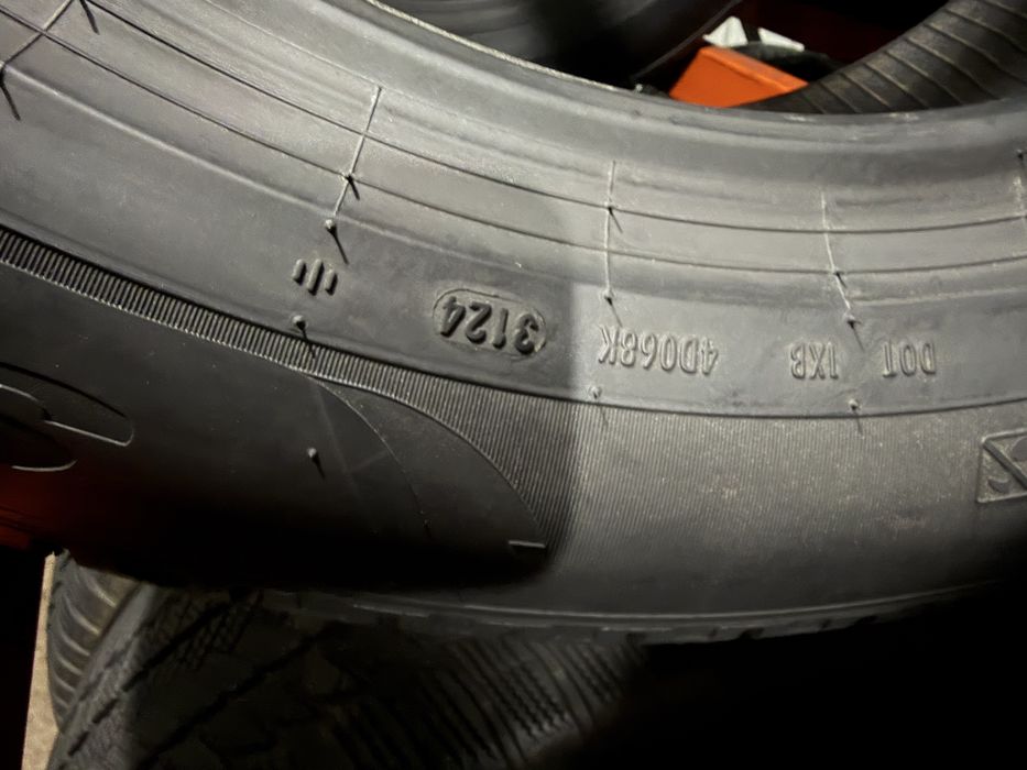 235/60 r19 Pirelli 4шт.