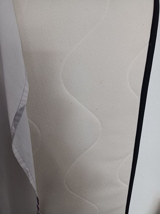 Colchão.casal 2   por 1.6 5  ika