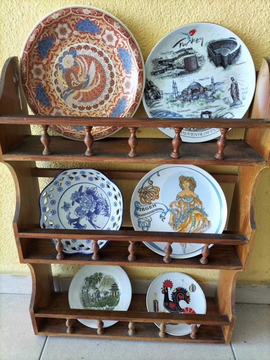 Pratos de Coleção e Escaparate